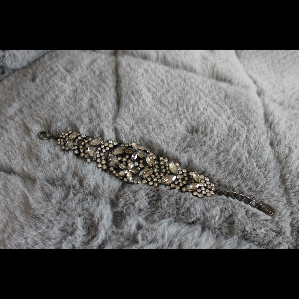 ❌SOLD❌Zara bracelet - Picture 2 of 4